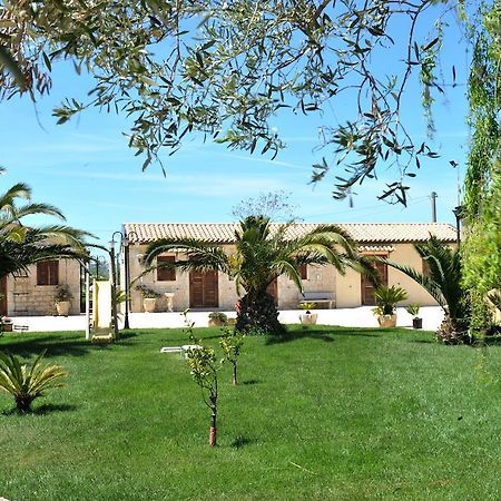 Oasi Di Cava Ispica Villa Pietre Nere San Zagaria Luaran gambar