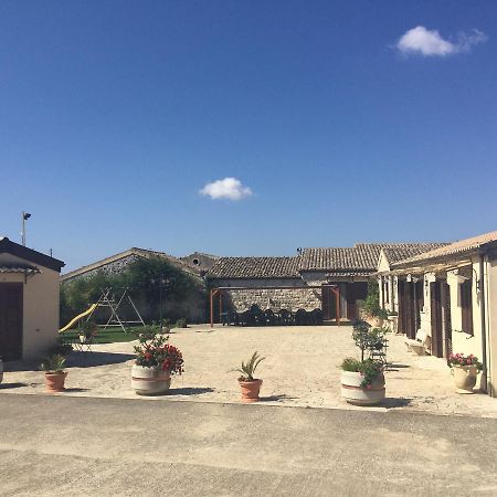 Oasi Di Cava Ispica Villa Pietre Nere San Zagaria Luaran gambar