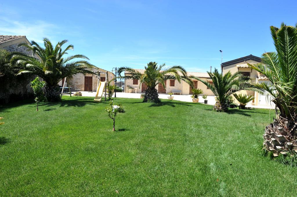 Oasi Di Cava Ispica Villa Pietre Nere San Zagaria Luaran gambar